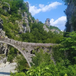 zagori-trek-in-pindus-hiking-Greece-arch-bridges-Epirus-visit-Greece-offbeat-travel.jpg